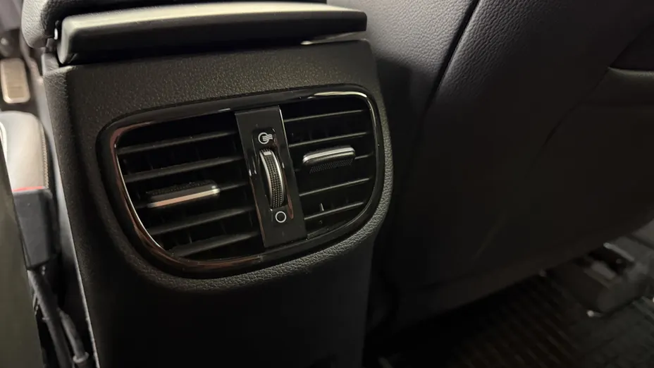 KIA Cee'd Ceed 1.5 T-GDI Business Line