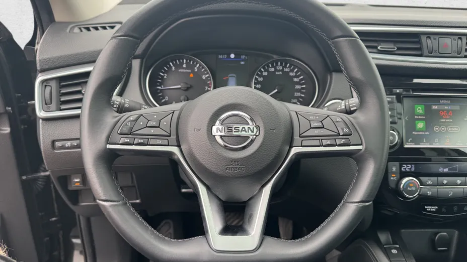 NISSAN Qashqai Qashqai 1.3 DIG-T N-Connecta DCT