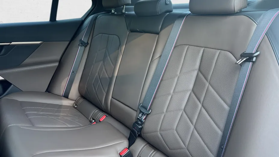 BMW Seria 5 520d mHEV M Sport aut
