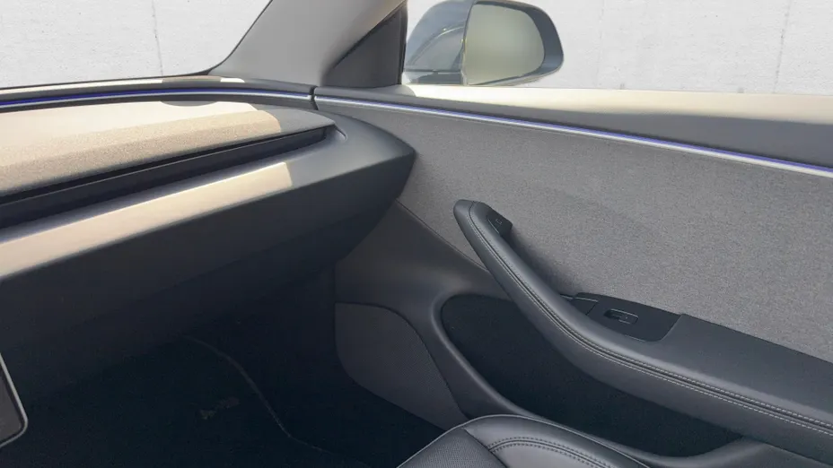 TESLA Model 3 3 RWD Premium