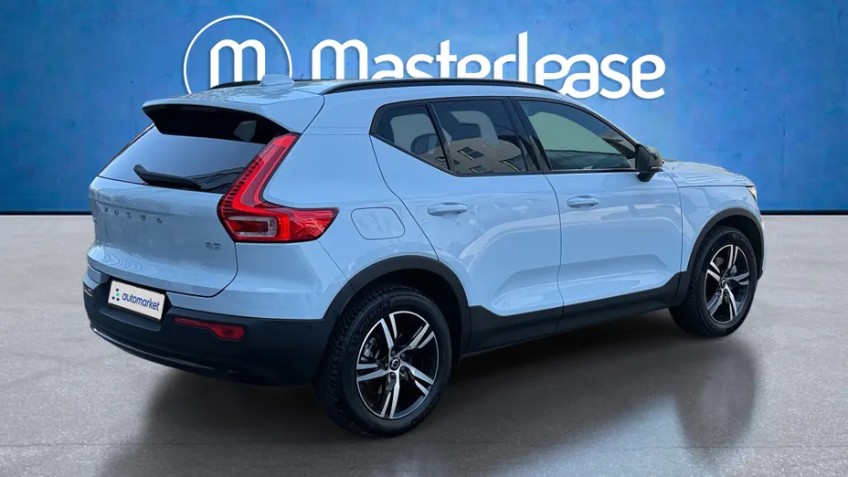 VOLVO XC40 XC40 B3 Plus Dark aut