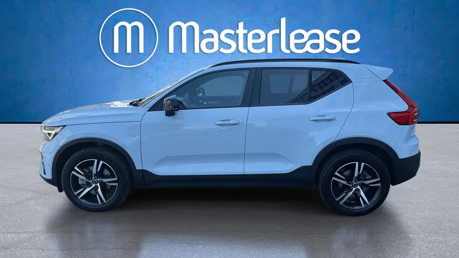 VOLVO XC40 XC40 B3 Plus Dark aut