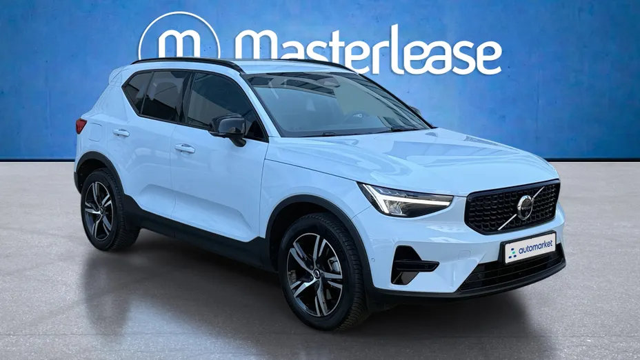 VOLVO XC40 XC40 B3 Plus Dark aut
