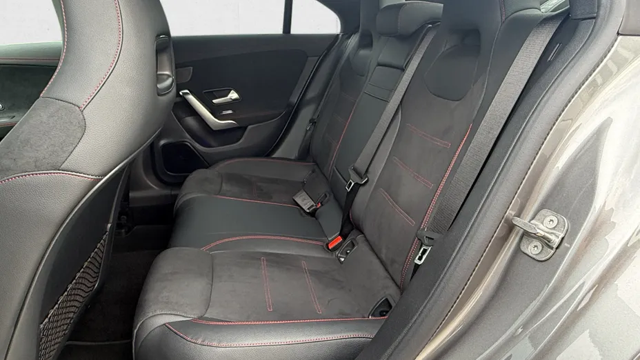 MERCEDES-BENZ CLA CLA 200 mHEV AMG Line 7G-DCT