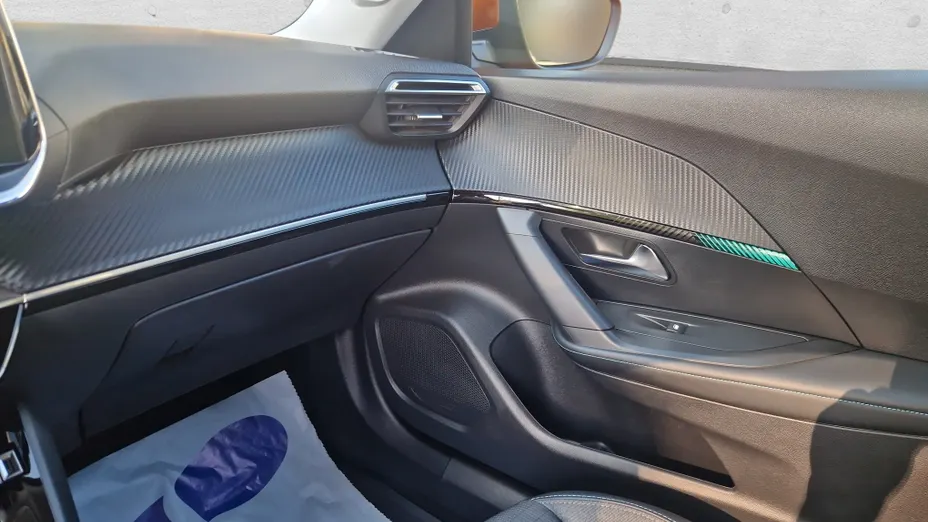 PEUGEOT 2008 e-2008 Allure Pack
