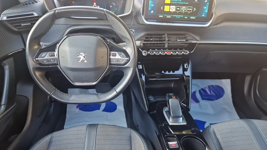 PEUGEOT 2008 e-2008 Allure Pack