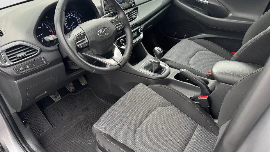 HYUNDAI i30 i30 1.5 DPI Modern