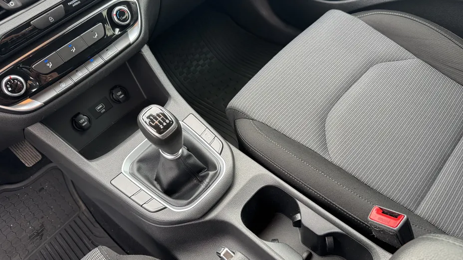 HYUNDAI i30 i30 1.5 DPI Modern