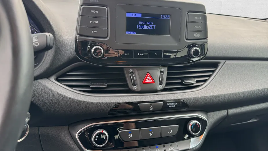 HYUNDAI i30 i30 1.5 DPI Modern