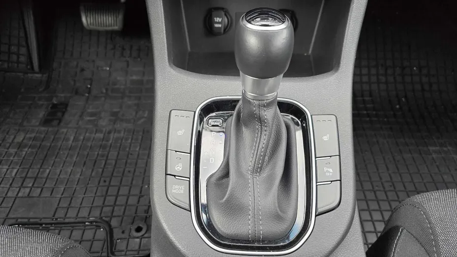 HYUNDAI i30 i30 1.0 T-GDI Smart DCT