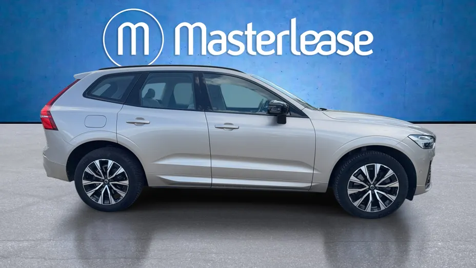 VOLVO XC60 XC60 B5 B AWD Plus Dark aut