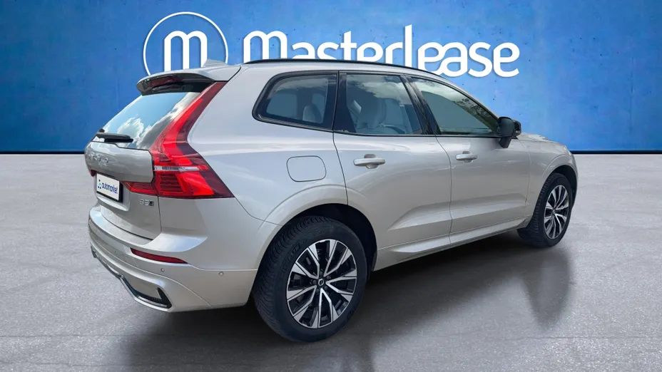 VOLVO XC60 XC60 B5 B AWD Plus Dark aut