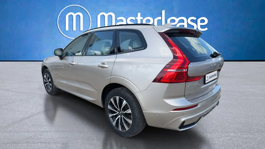 VOLVO XC60 XC60 B5 B AWD Plus Dark aut