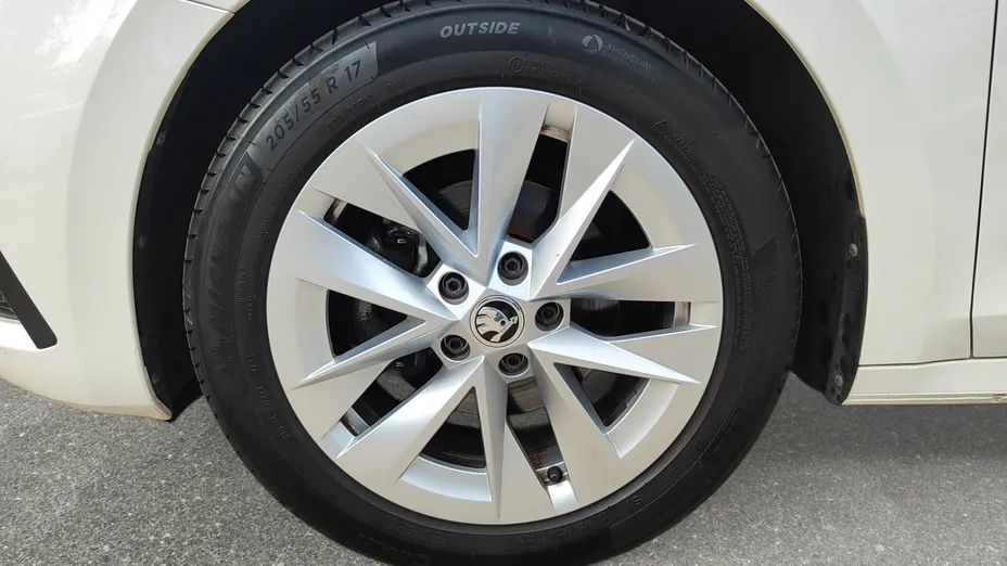 SKODA Octavia Octavia 1.5 TSI ACT Ambition