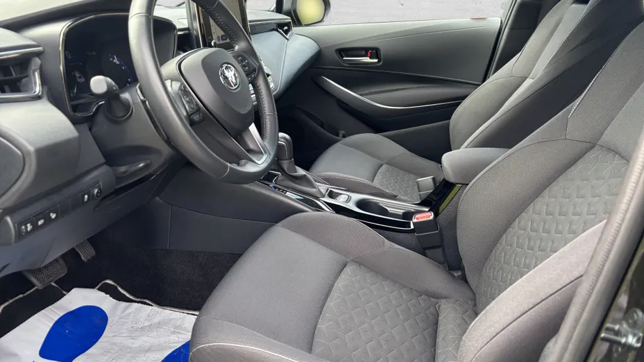 TOYOTA Corolla Corolla 2.0 Hybrid Comfort