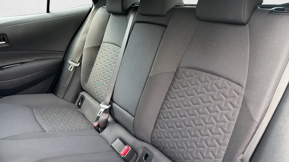 TOYOTA Corolla Corolla 2.0 Hybrid Comfort
