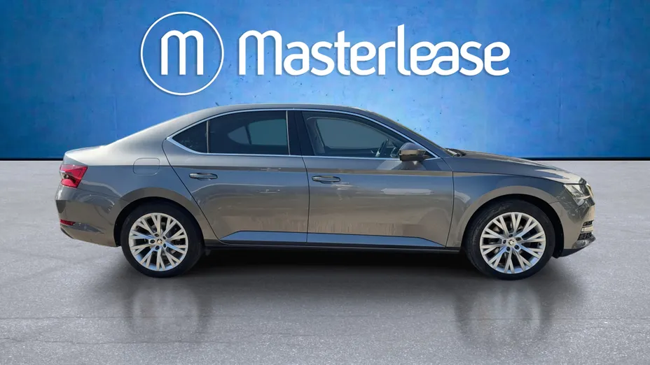 SKODA Superb Superb 2.0 TSI Style DSG