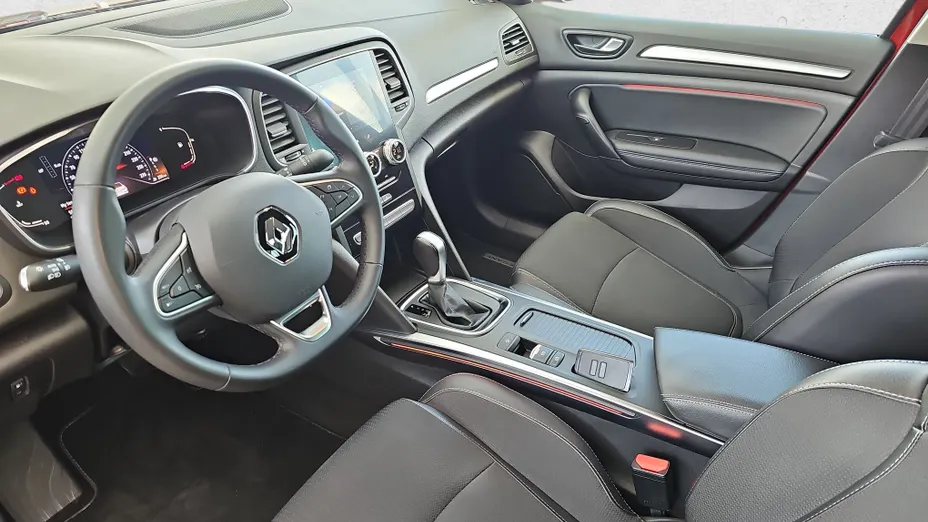 RENAULT Megane Megane 1.3 TCe Intens EDC