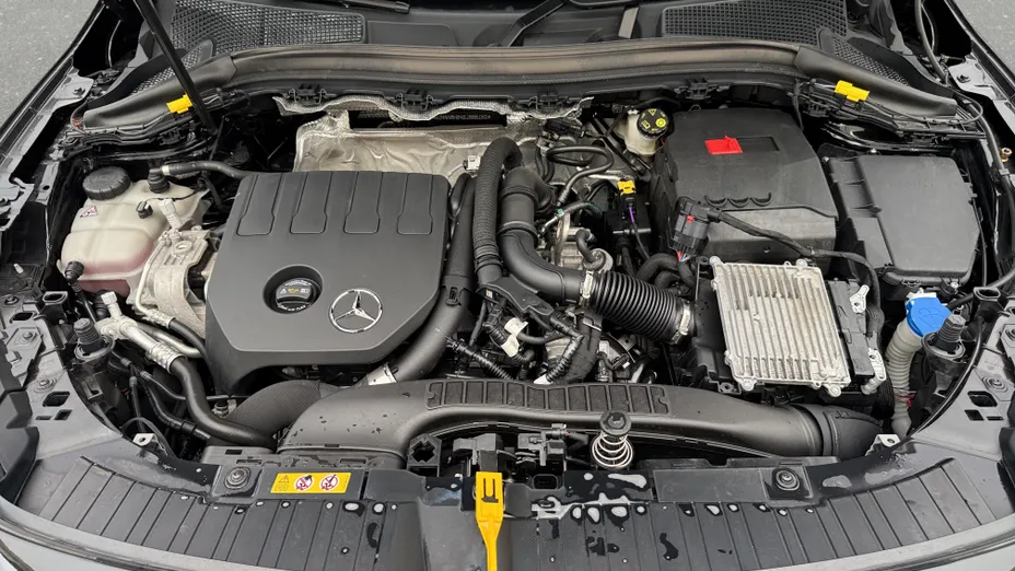 MERCEDES-BENZ GLA GLA 200 mHEV AMG Line 7G-DCT