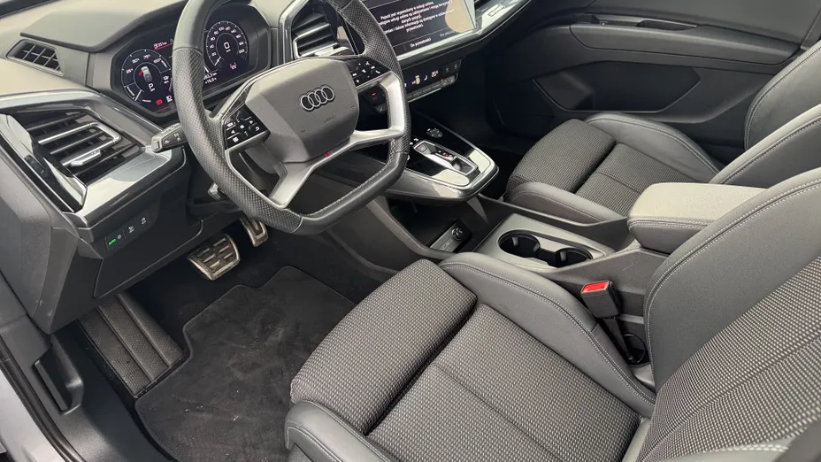 AUDI Q4 Q4 e-tron 50 77kWh Quattro