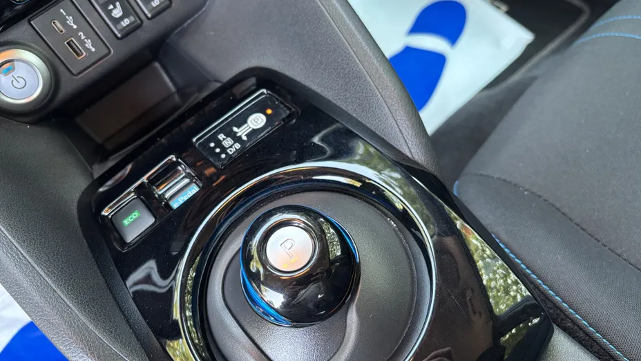 NISSAN Leaf Leaf 40kWh N-Connecta