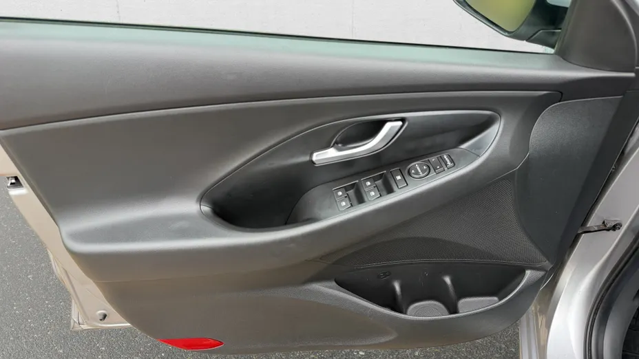 HYUNDAI i30 i30 1.5 DPI Smart