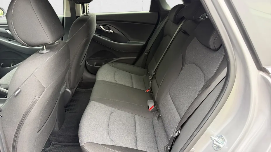HYUNDAI i30 i30 1.5 DPI Smart