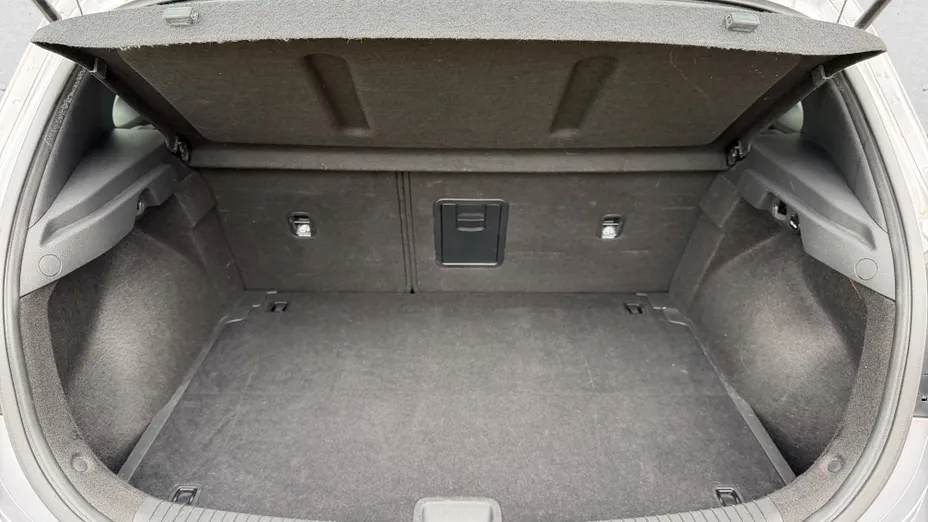 HYUNDAI i30 i30 1.5 DPI Smart