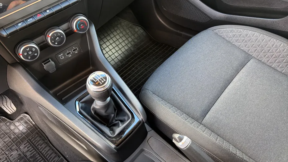 RENAULT Clio Clio 1.0 TCe Equilibre