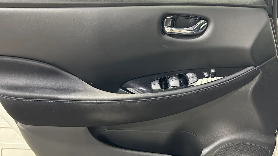 NISSAN Leaf Leaf 40kWh N-Connecta