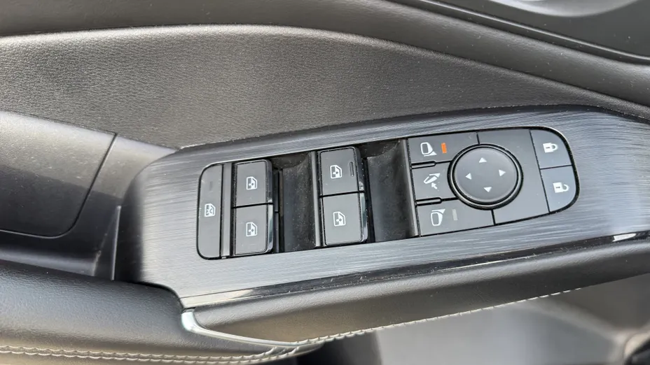 NISSAN Qashqai Qashqai 1.3 DIG-T mHEV N-Connecta Xtronic