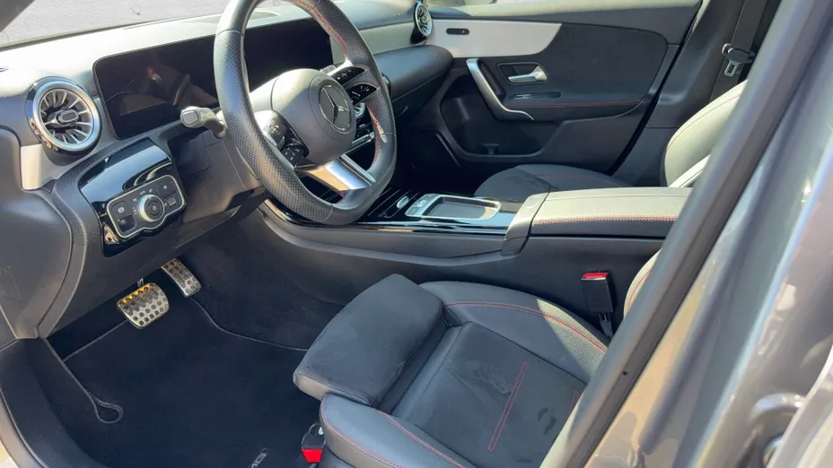 MERCEDES-BENZ A Klasa A 200 AMG Line 7G-DCT
