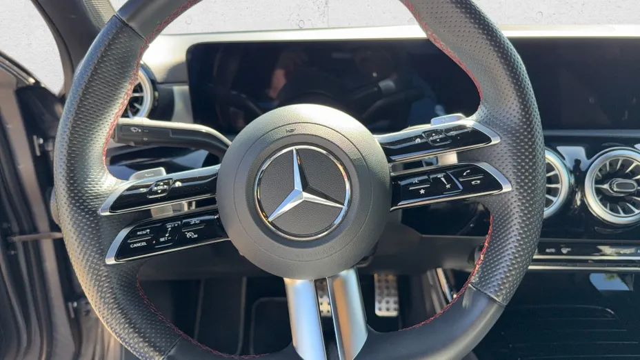 MERCEDES-BENZ A Klasa A 200 AMG Line 7G-DCT