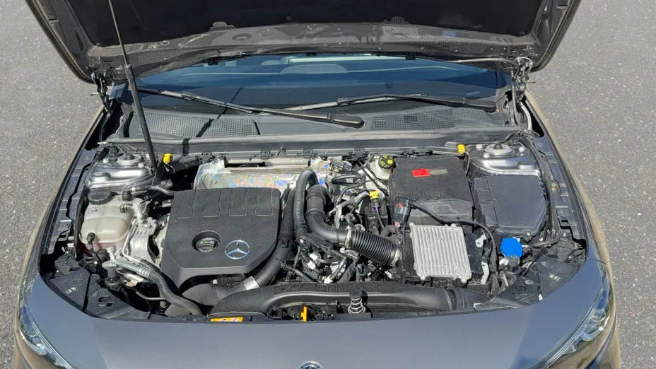 MERCEDES-BENZ A Klasa A 200 AMG Line 7G-DCT