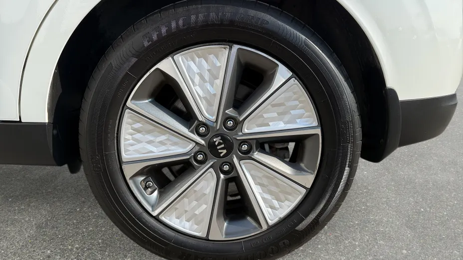 KIA Soul e-Soul 64kWh L