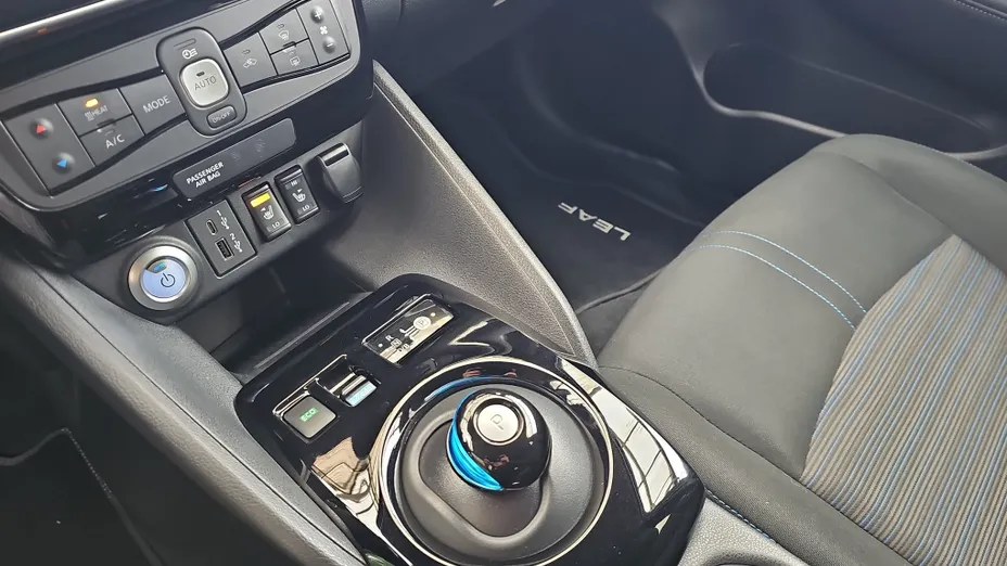 NISSAN Leaf Leaf 40kWh N-Connecta