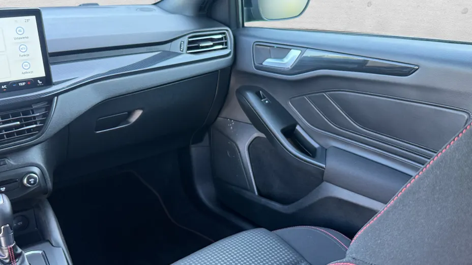 FORD Focus Focus 1.0 EcoBoost mHEV ST-Line X aut