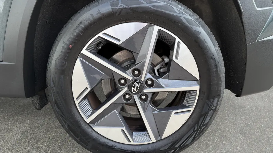 HYUNDAI Tucson Tucson 1.6 T-GDi HEV Smart 2WD aut