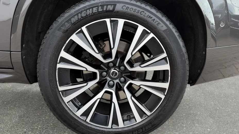 VOLVO XC90 XC90 T8 AWD Plug-In Hybrid Plus Dark 7os aut