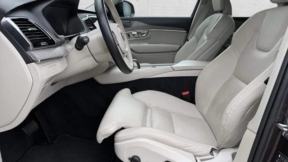 VOLVO XC90 XC90 T8 AWD Plug-In Hybrid Plus Dark 7os aut