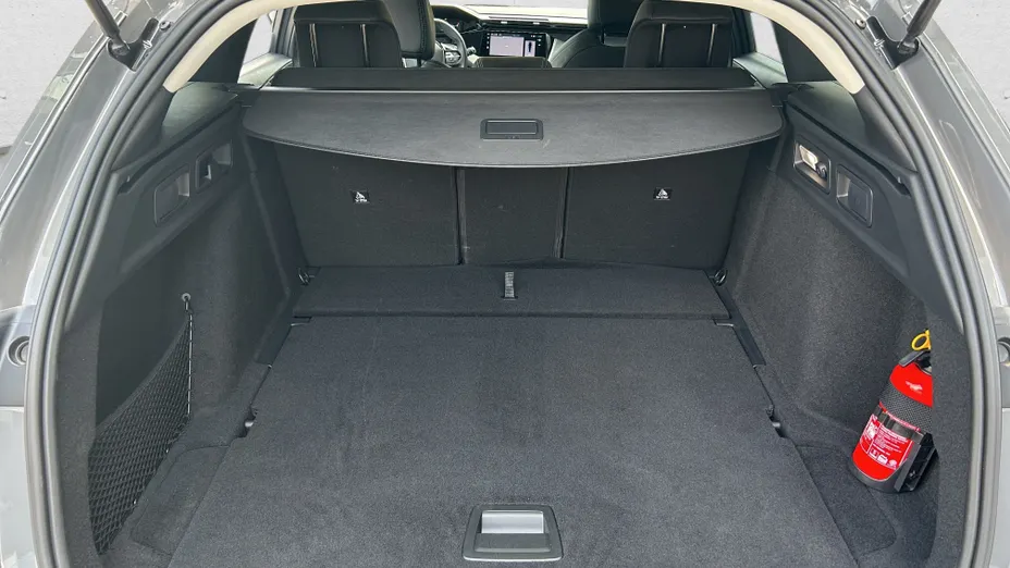 PEUGEOT 308 308 1.5 BlueHDi Allure S&S EAT8