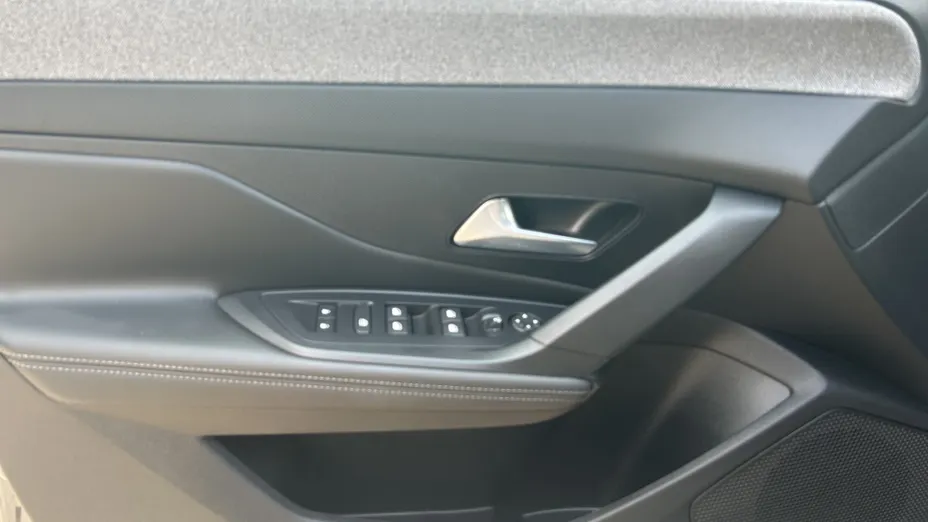 PEUGEOT 308 308 1.5 BlueHDi Allure S&S EAT8