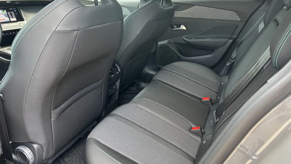 PEUGEOT 308 308 1.5 BlueHDi Allure S&S EAT8