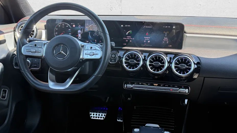 MERCEDES-BENZ CLA CLA 200 AMG Line 7G-DCT
