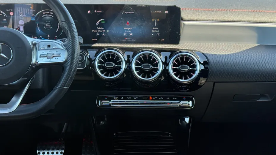 MERCEDES-BENZ CLA CLA 200 AMG Line 7G-DCT
