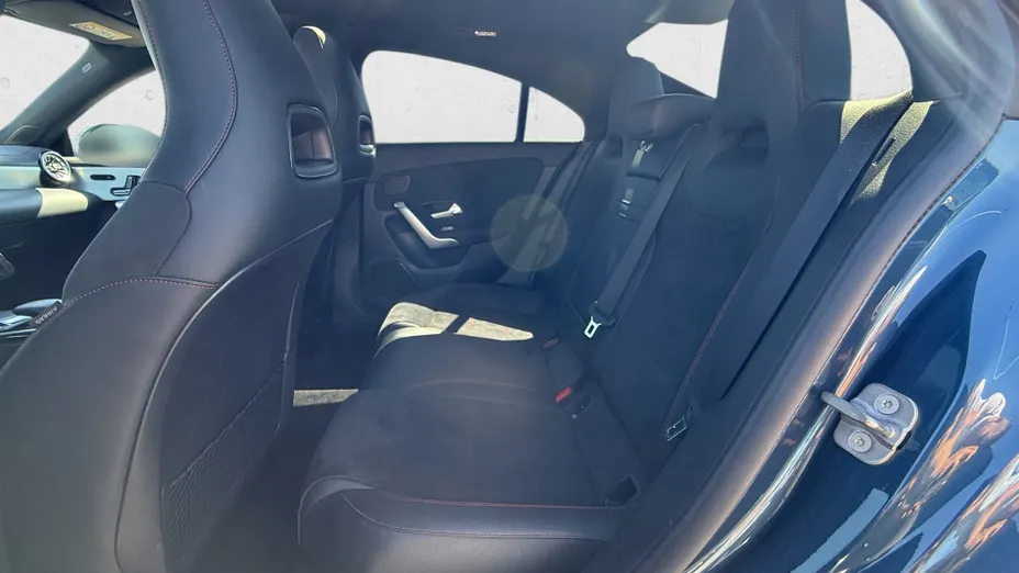 MERCEDES-BENZ CLA CLA 200 AMG Line 7G-DCT