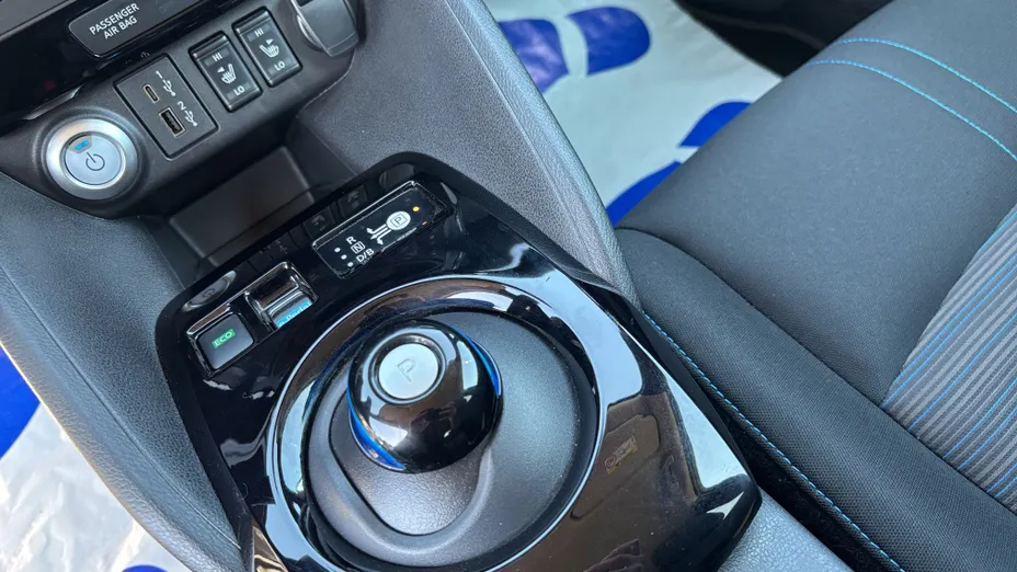 NISSAN Leaf Leaf 40kWh N-Connecta