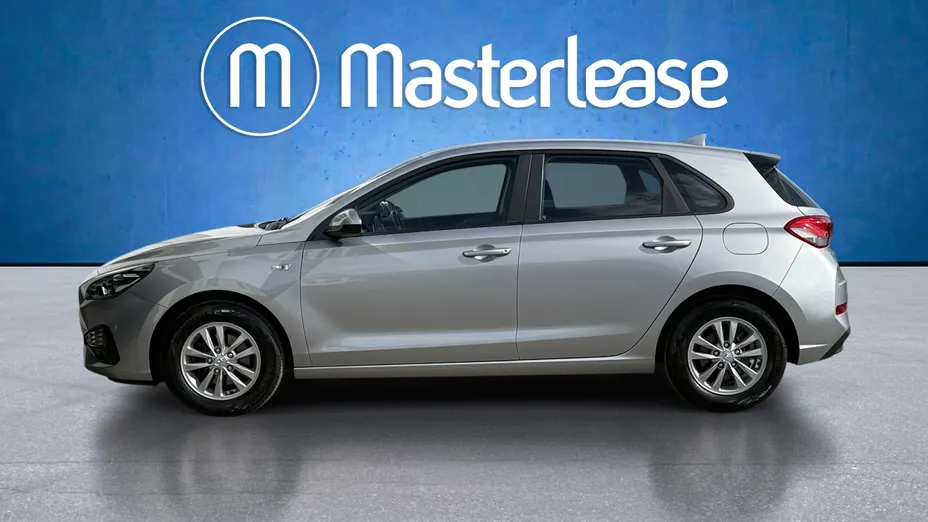 HYUNDAI i30 i30 1.5 DPI Classic +