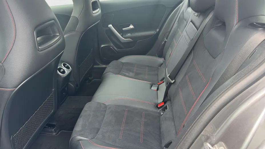 MERCEDES-BENZ A Klasa A 220 4-Matic Progressive 8G-DCT
