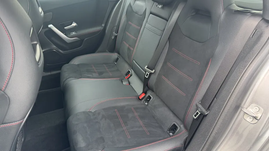 MERCEDES-BENZ A Klasa A 220 4-Matic Progressive 8G-DCT